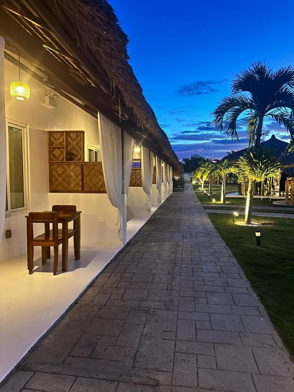 Treeshade Resort & Spa Moalboal Exterior foto